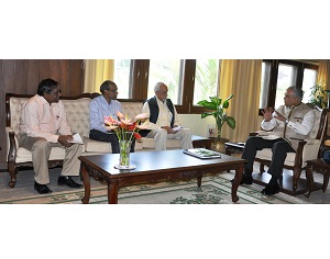 The Governor of Arunachal Pradesh Lt. Gen (Retd) Nirbhay Sharma with the Chief General Managers (Telecom), North East Circles I & II, Shri D.P. Singh and Shri B.C. Nagaraju and General Manager (Telecom), Itanagar Shri G. Nageswara Rao at Raj Bhawan, Itanagar on 4th July 2014